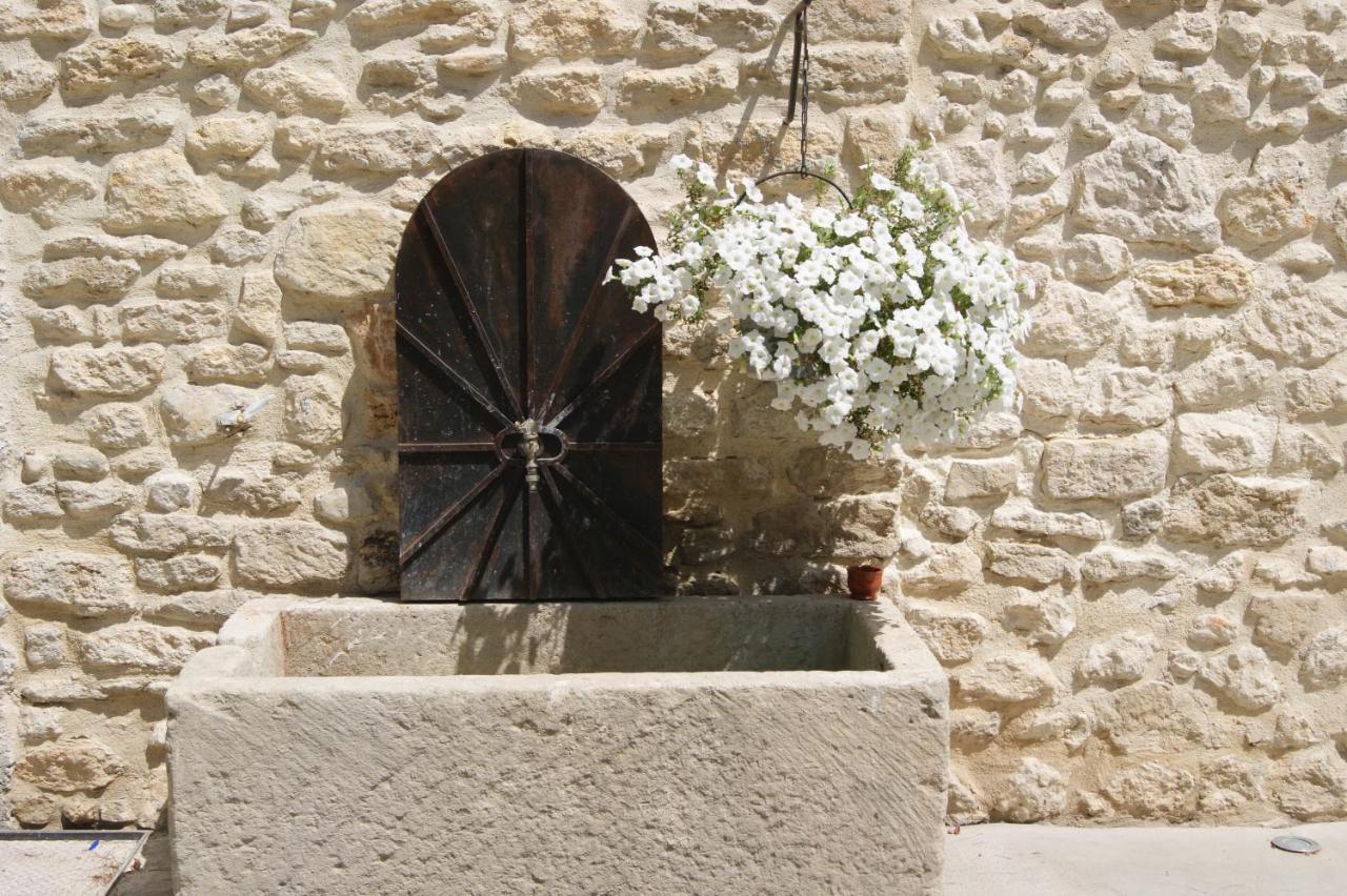 B&B Dans Mas En Pierres Robion en Luberon Екстер'єр фото